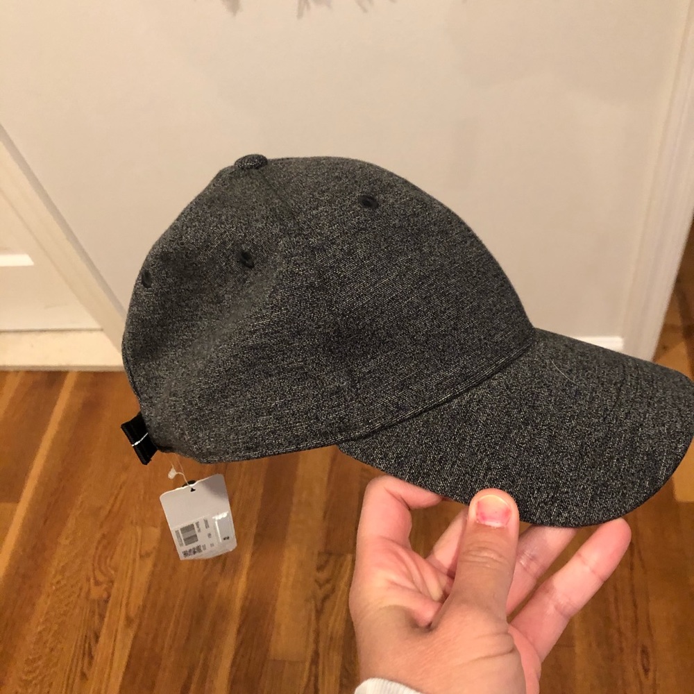 Brand New with Tags Lululemon Baller Hat- Grey